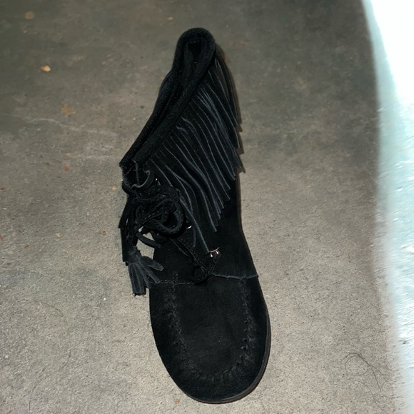 minnetonka wedge shoe - Picture 2 of 2